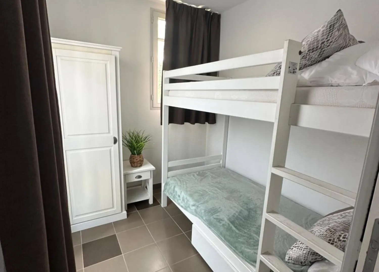 Apartment Appartement, Chateau Kergonano Meriadec